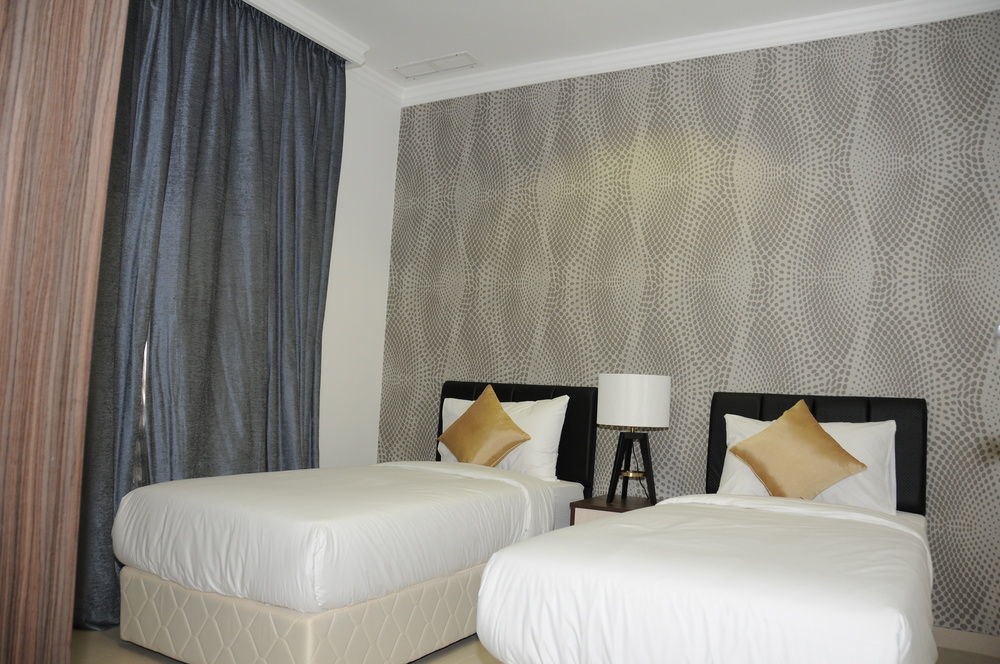 כוויית Al Muhanna Plaza Luxury Apartments מראה חיצוני תמונה