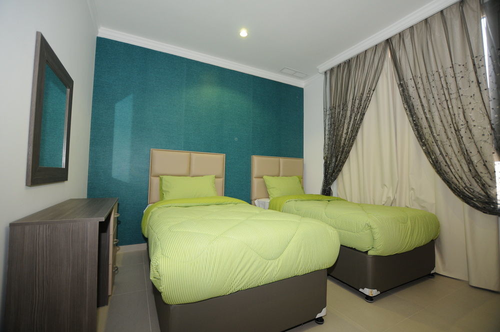 כוויית Al Muhanna Plaza Luxury Apartments מראה חיצוני תמונה